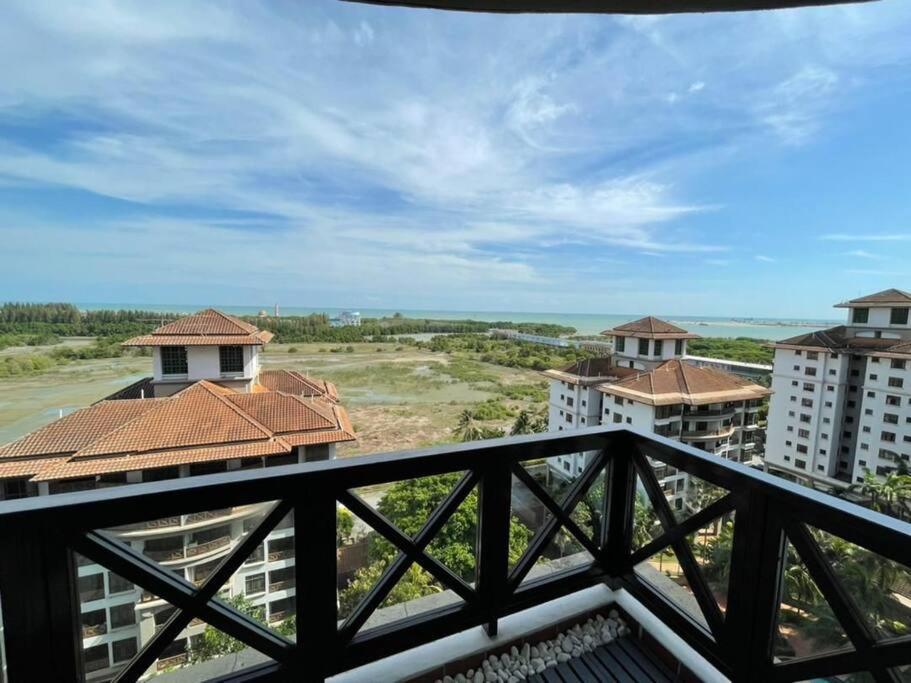 Instay Costa Mahkota With Seaview Malacca Exterior foto